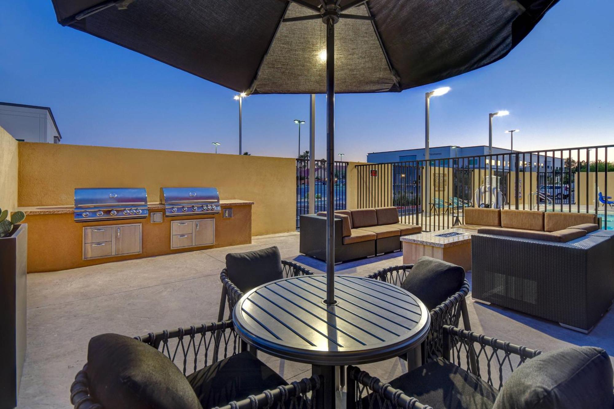 Towneplace Suites Las Vegas Airport South Экстерьер фото